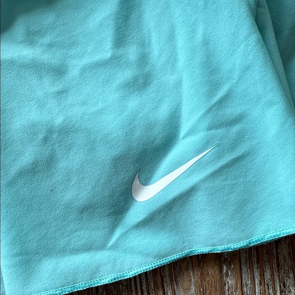 Nike Pickleball Aqua Tennis Skirt Skort XL Turquoise w Shorties - Picture 3 of 8